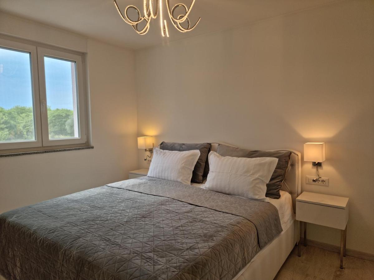 Luxury Apartment Умаг Екстер'єр фото