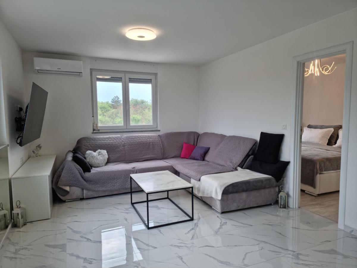 Luxury Apartment Умаг Екстер'єр фото