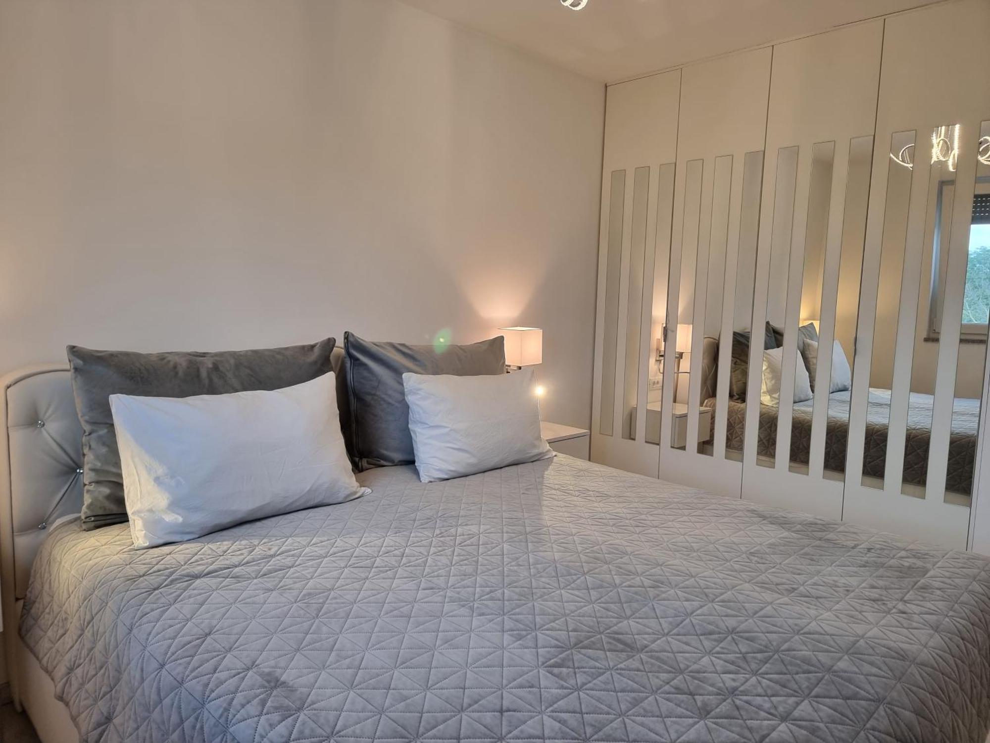 Luxury Apartment Умаг Екстер'єр фото